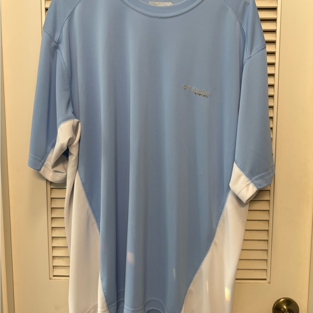 Columbia Men's Sky Blue and White Short Sleeve Tee